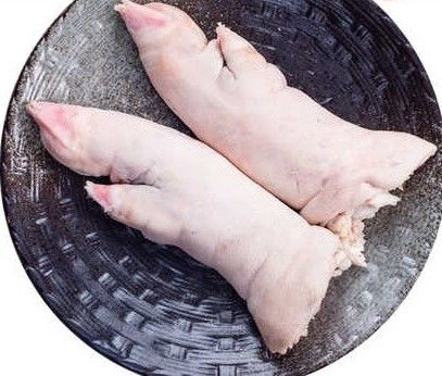 PORK TROTTER CUT HALF 猪脚尖开边 - APPROX 1KG/PKT